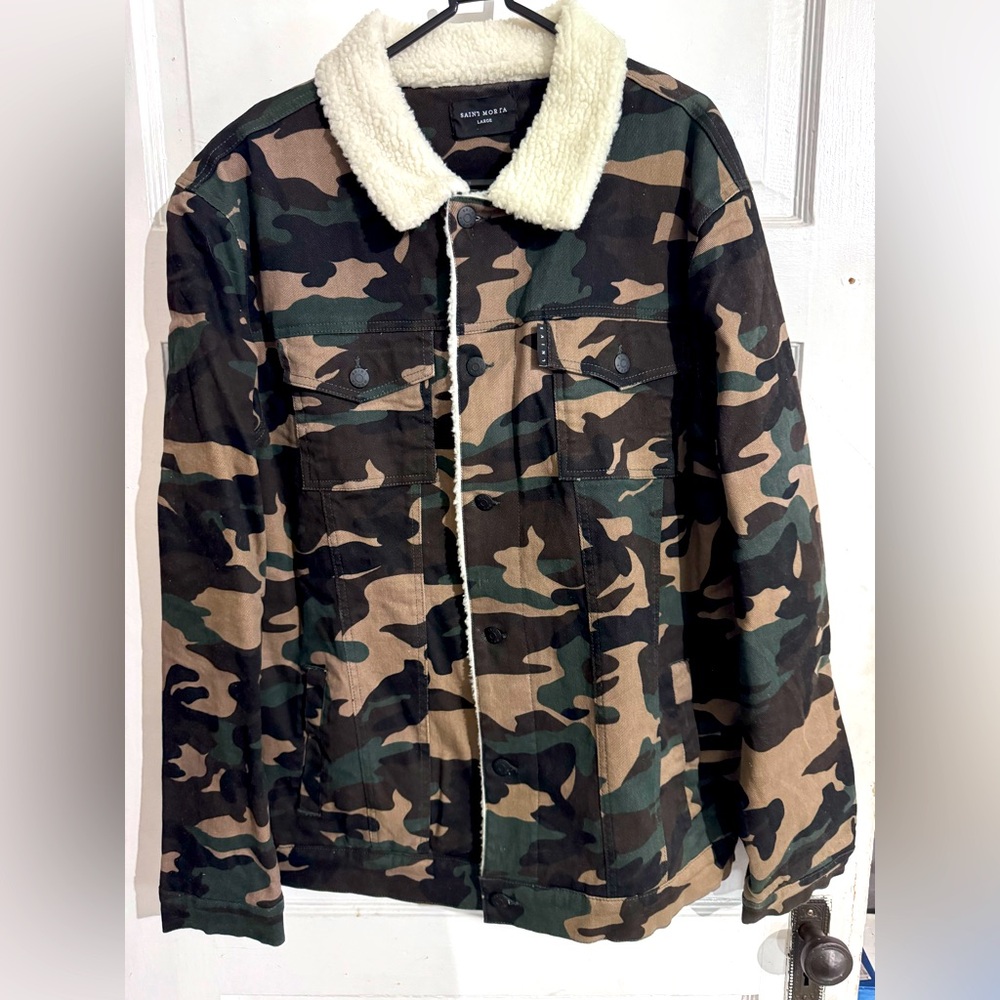 Santa Mora camouflage jacket